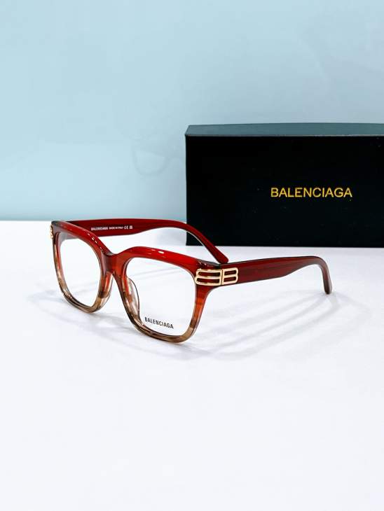 Picture of Balenciaga Sunglasses _SKUfw80536595fw